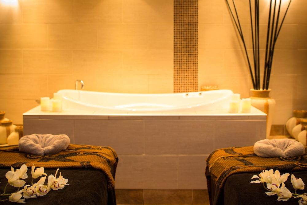 Skycity Hotel